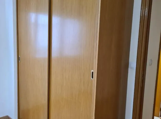 Habitacion Con Bano Privado- En Casa Familiar Beatriz